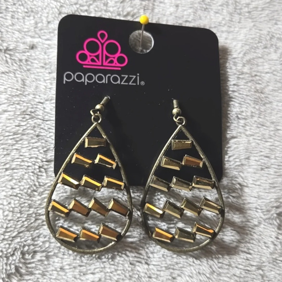 #406 NWT PPaparazzi Glitzy Grit Brass Earrings - Picture 3 of 6